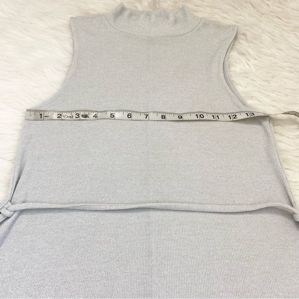 TOPSHOP Light Gray Glittery Sleeveless Long Blouse - Picture 3 of 5